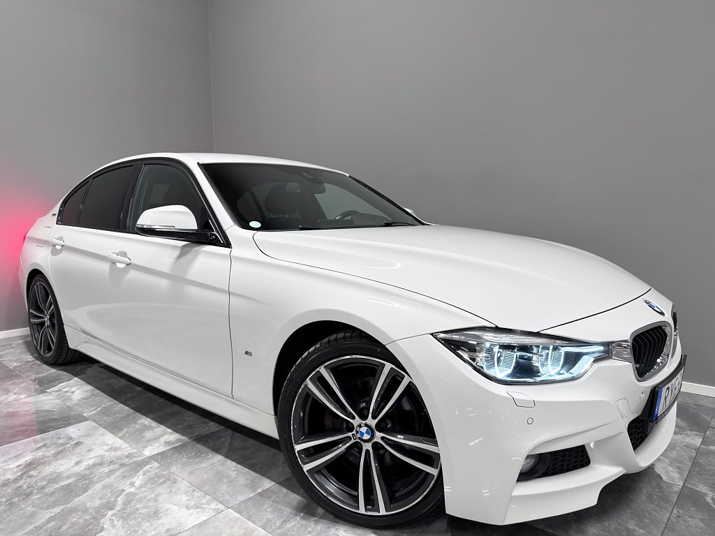 BMW 330e Auto/M Sport/Plug-in/GPS/Kamera/Adaptivt/LED/252HK