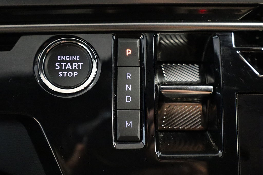 Bild på Peugeot 5008 GT HYBRID 145hk Aut - 7-SITS,360-KAMERA