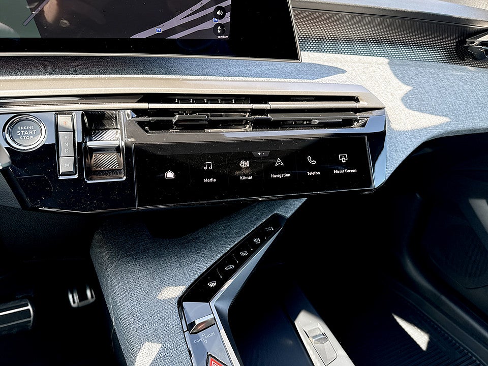 Bild på Peugeot 3008 GT Hybrid 145hk Aut B-KAMERA CARPLAY