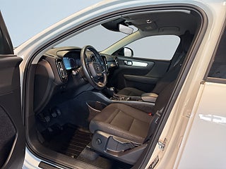 Volvo XC40 T3 Momentum/Psens/SoV-hjul/Keyless/P-värmare