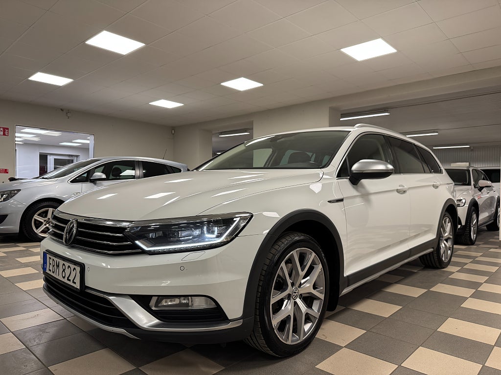 Volkswagen Passat Alltrack 2.0 TDI 4Motion Alltrack Cockpit Skinn Värmare Drag