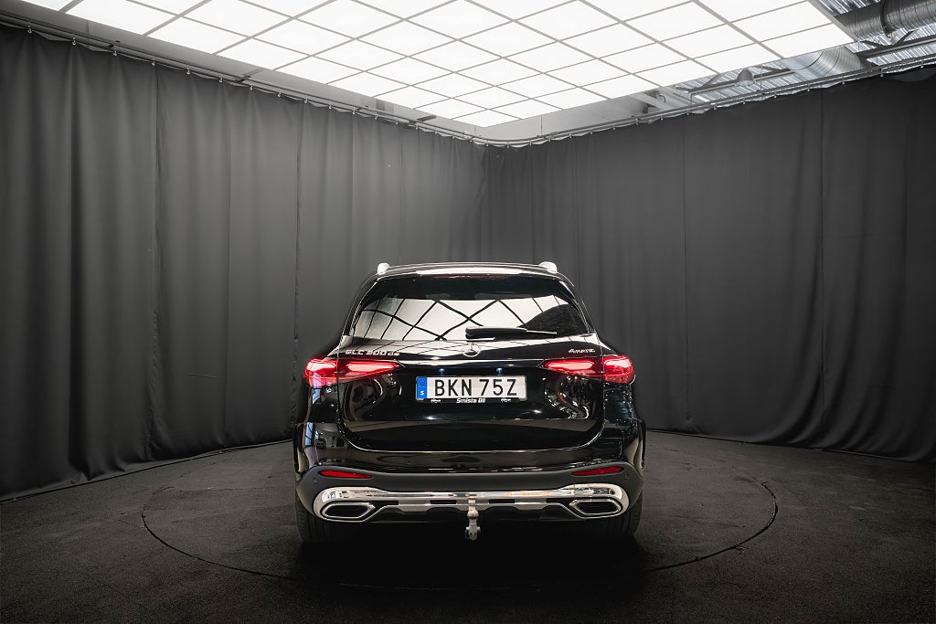 Mercedes-Benz GLC 300 d e 4M AMG DRAG DIGITALA-LED 98% SoH MOMS 1-ÄGARE