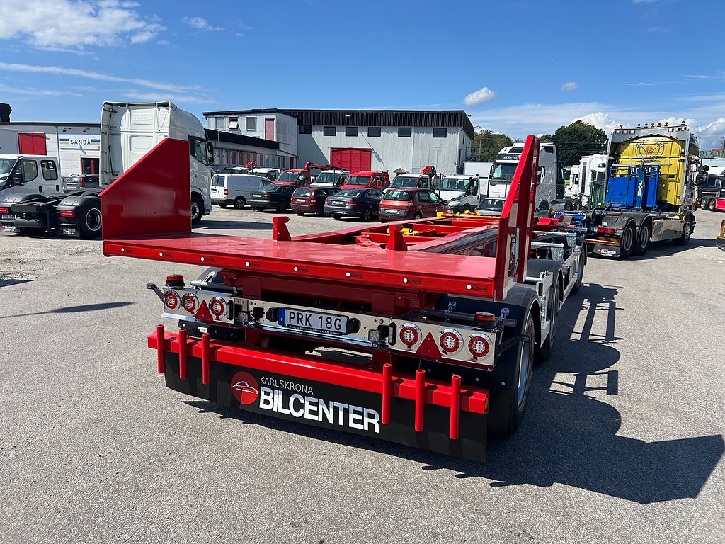Övriga Bilcenter Vagnen- 3 Axlad Lastväxlarvagn med tipp