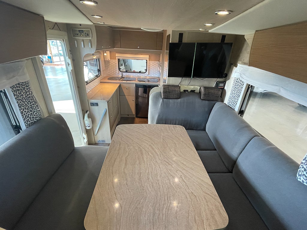 Bürstner Ixeo 585 / Taksäng / Under 6m / B-kort / Solcell / AC-Bodel /  - Bürstner