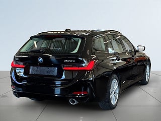 BMW 330e xDrive Touring Steptronic S&V-hjul/Carplay/Widescreen – bild 6