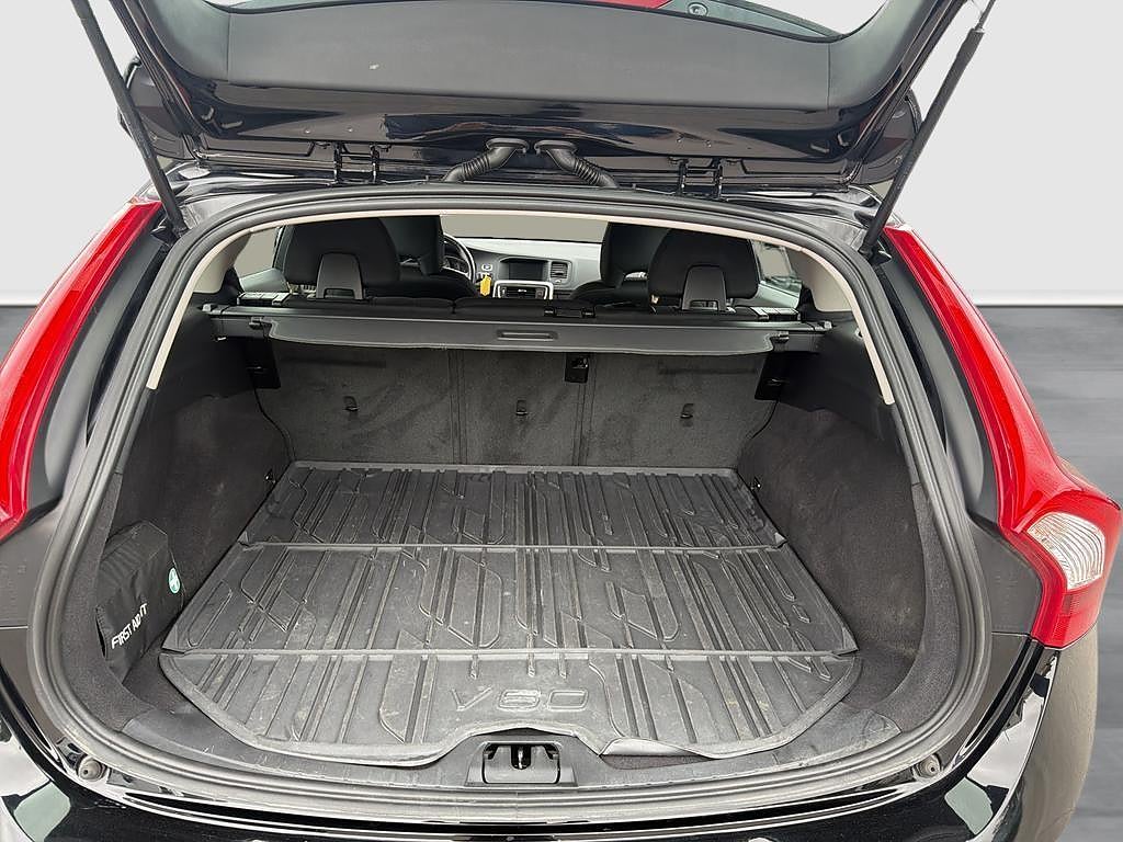 Volvo V60 2018 - miniatyr 10