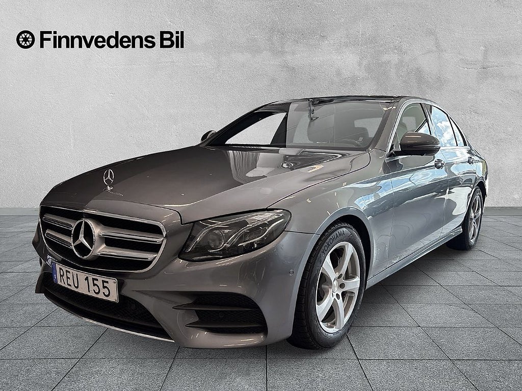 Mercedes-Benz E220d E 220 d – AMG Line (pano,360 kamera)