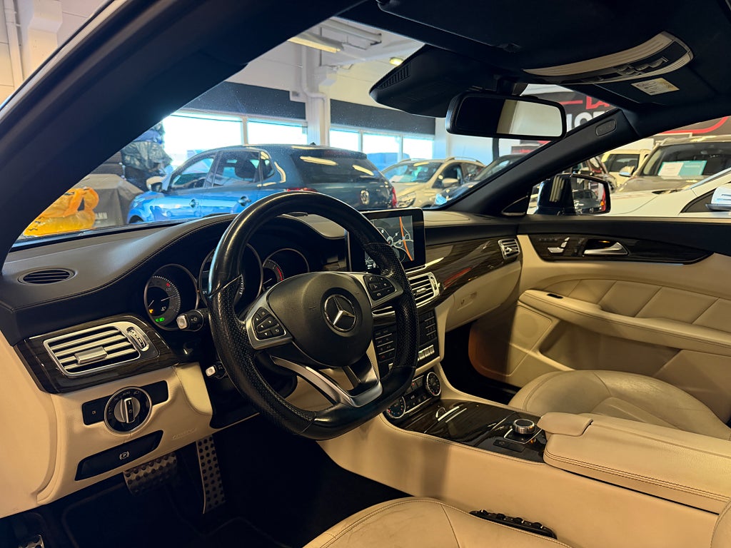 Mercedes-Benz CLS 2015 - miniatyr 11