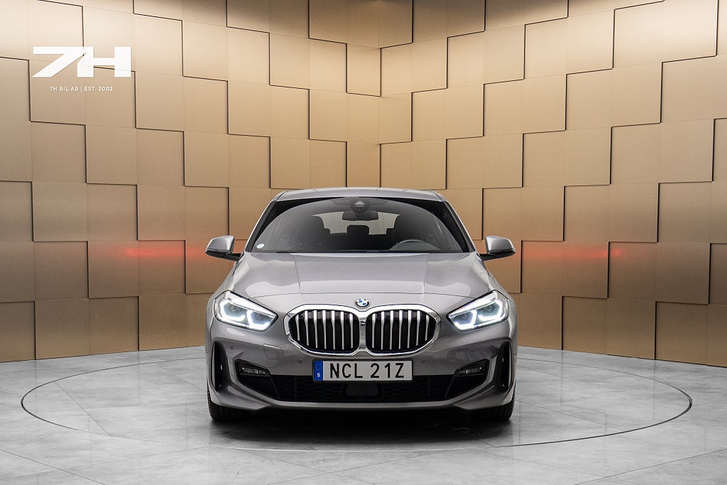 BMW 118I M Sport / Cockpit / Farthållare / PDC