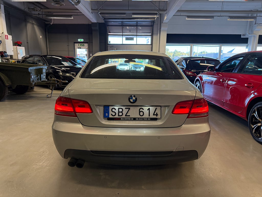 BMW 325I 2010 - miniatyr 6