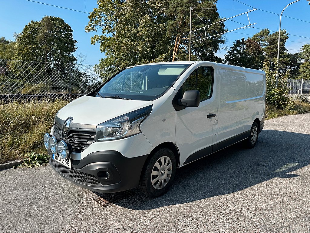 Renault trafic Skåpbil 2.7t 1.6 dCi Euro 6 L2 Inredning