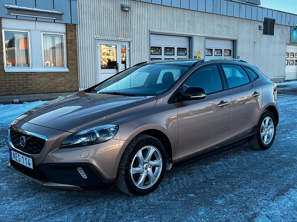 Volvo V40 Cross Country D2 AUTOMAT SKINN PANORAMA Euro 6