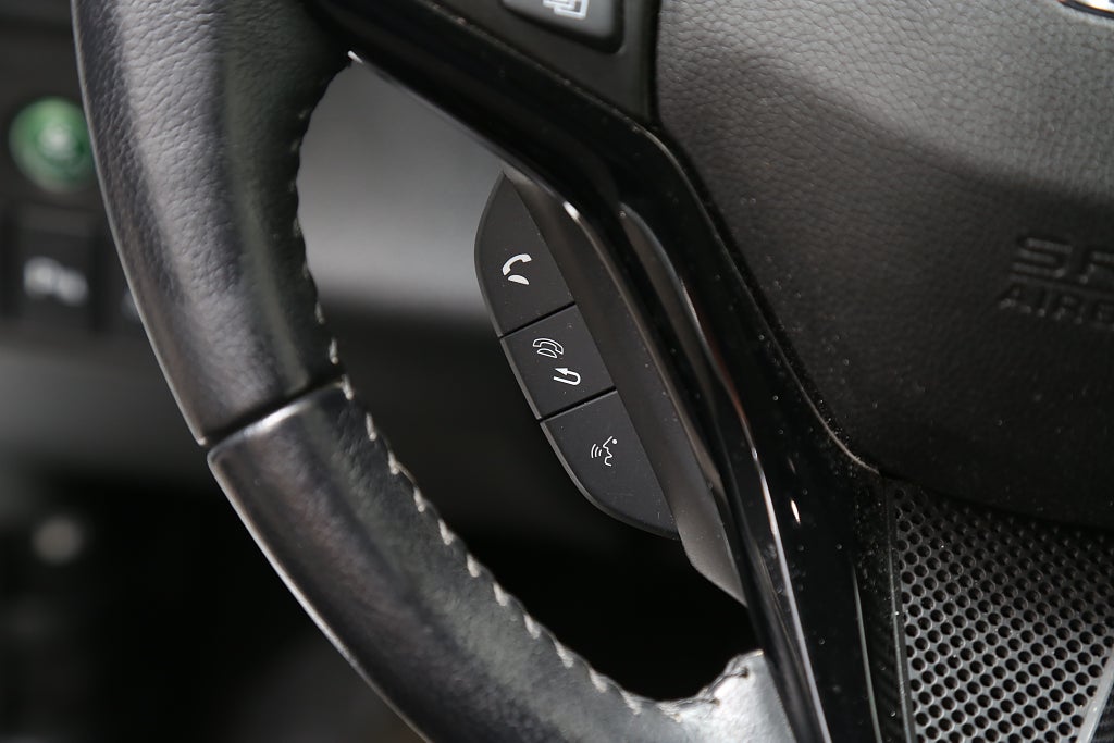 Honda HR-V 1,5 i-VTEC Elegance Aut Navi Kamera P-sensor Drag 2020
