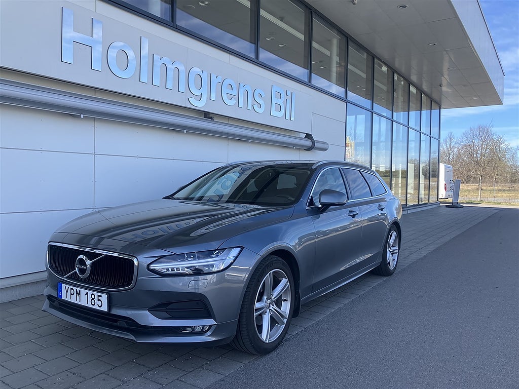 Volvo V90 D3 150hk Momentum Drag Aut Värmare VoC PDC | Ränta 2,99%