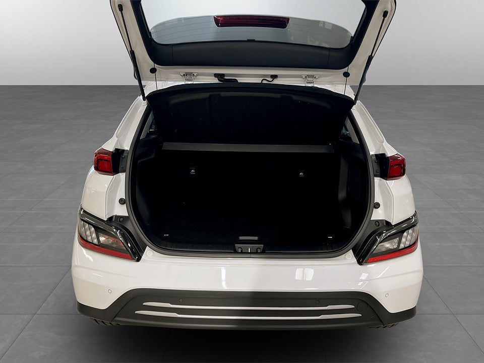 Bild på Hyundai Kona Essential 64kWh 204hk Aut KRELL B-KAMERA