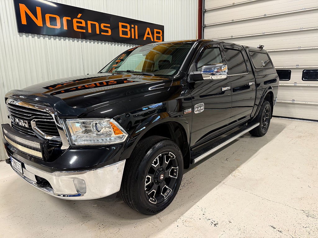 RAM 1500 Crew Cab 5.7 V8 HEMI 4x4 LARAMIE LONGHORN LEASBAR