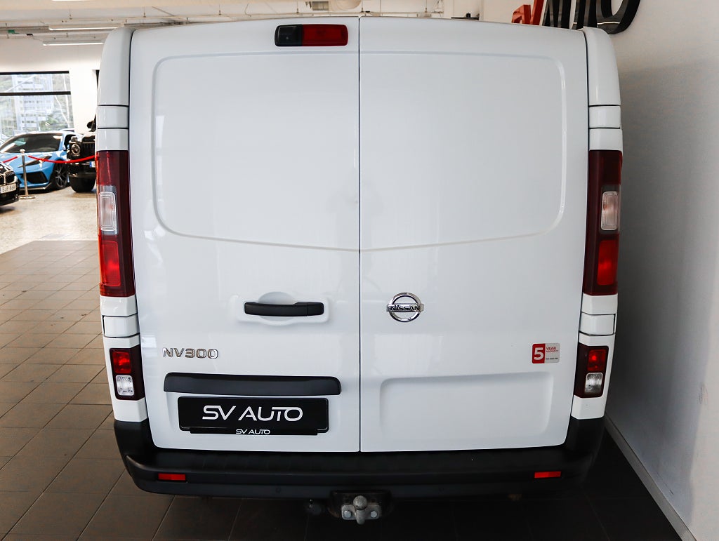 Nissan NV300 Skåpbil 2.9t 2.0 dCi L2 Värmare B-Kamera Inredd