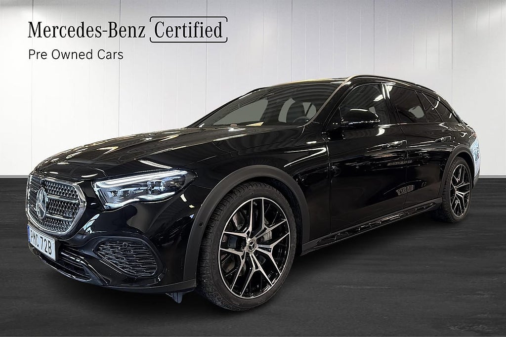 Mercedes-Benz E 300 d e 4MATIC All-Terrain Moms/AMG/Panorama/Burmester/Drag