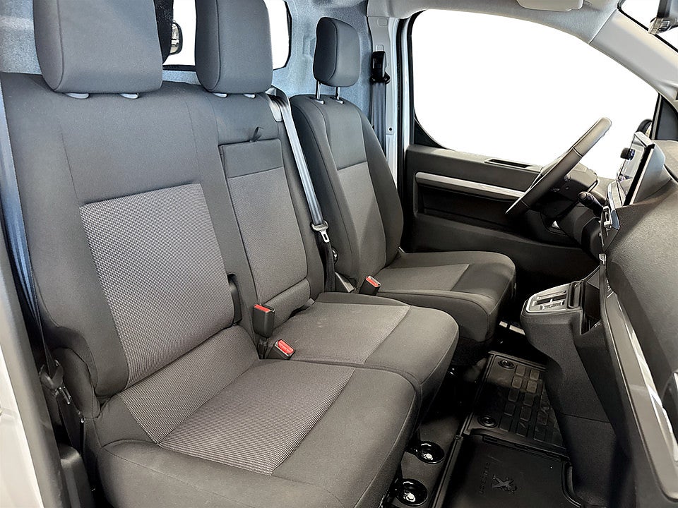 Bild på Peugeot Expert Plus 150hk Aut L3 - EDITION! SERVICE & V-HJUL INGÅR!