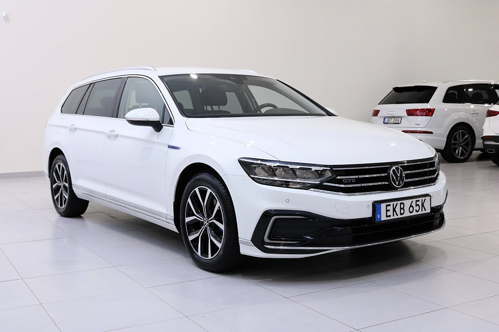 Volkswagen Passat Sportscombi GTE 1.4 TSI / Drag / Värmare / Backkamera