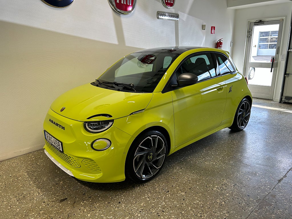 Abarth 500 e Fiat Scorpionissima Pano
