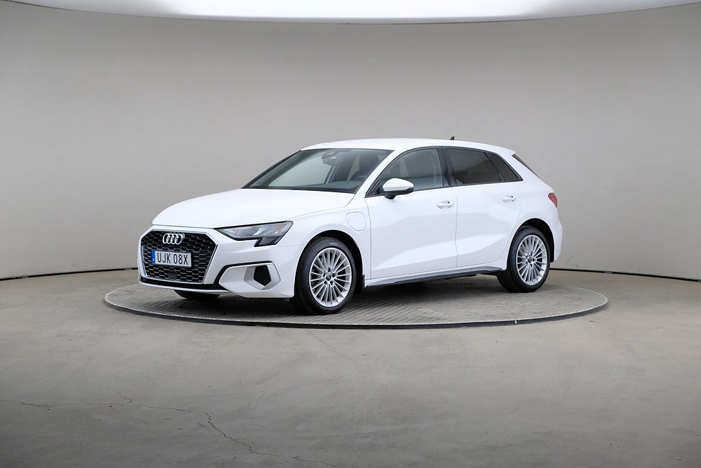 Audi A3 Sportback SB 40 TFSI e 204hk Proline Advanced Cockpit