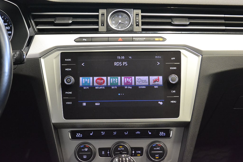 Volkswagen Passat Sportscombi 2.0 TDI 150hk Parkeringsvärmare P-Sensorer 2018