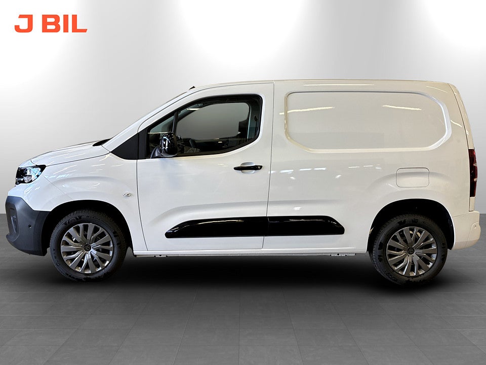 Bild på Peugeot Partner Plus 130hk Aut L1 - EDITION! SERVICE & V-HJUL INGÅR!