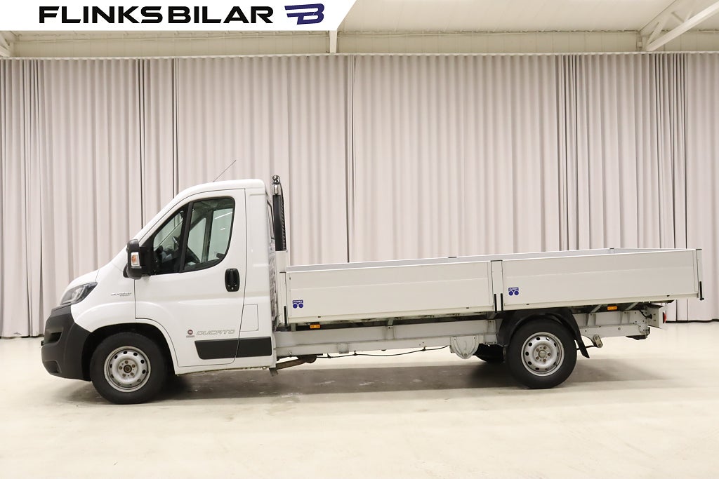 Fiat Ducato 2.3 177HK L4 Flak Dragkrok Webasto Lastar 1300kg