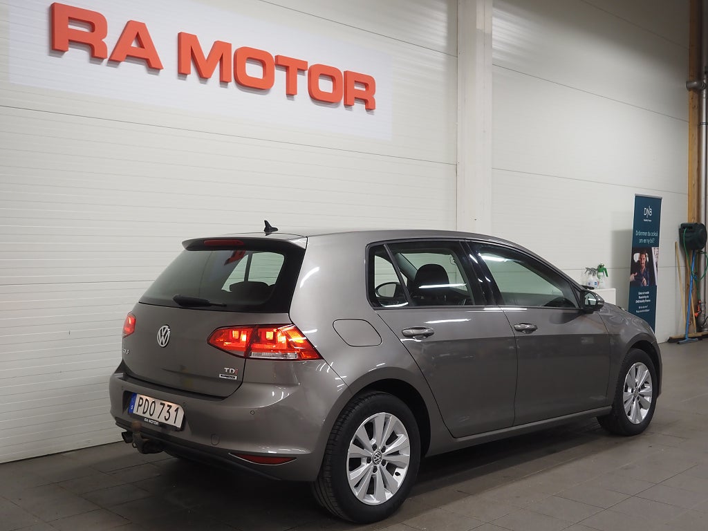 Volkswagen Golf 5-dr 1.6 TDI DSG D-värm B-kamera Drag 2017