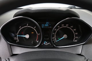 Halvkombi Ford Fiesta 14 av 25