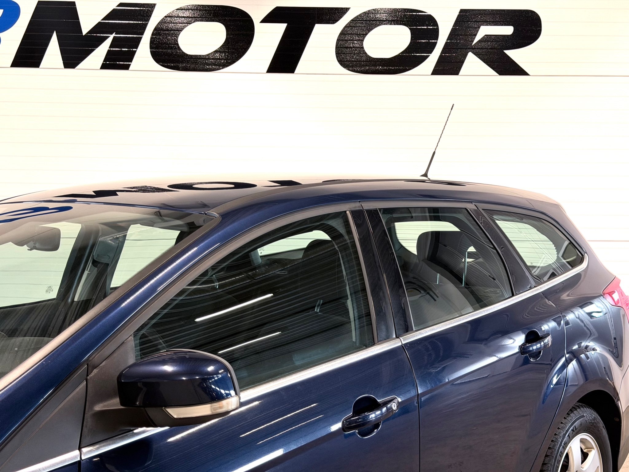 Ford Focus Kombi 1.0 Titanium Manuell 2013, bild 5/46