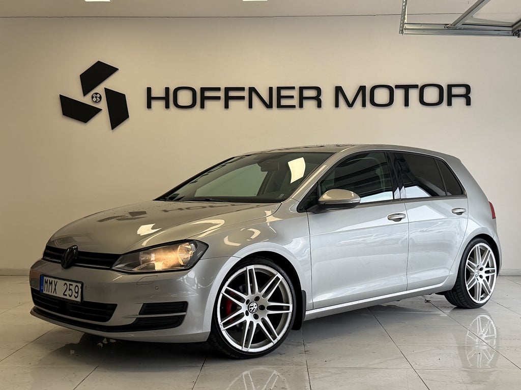 Volkswagen Golf 5-dörrar 1.6 TDI DPF BMT Masters Bluetooth D&Kvärm Drag