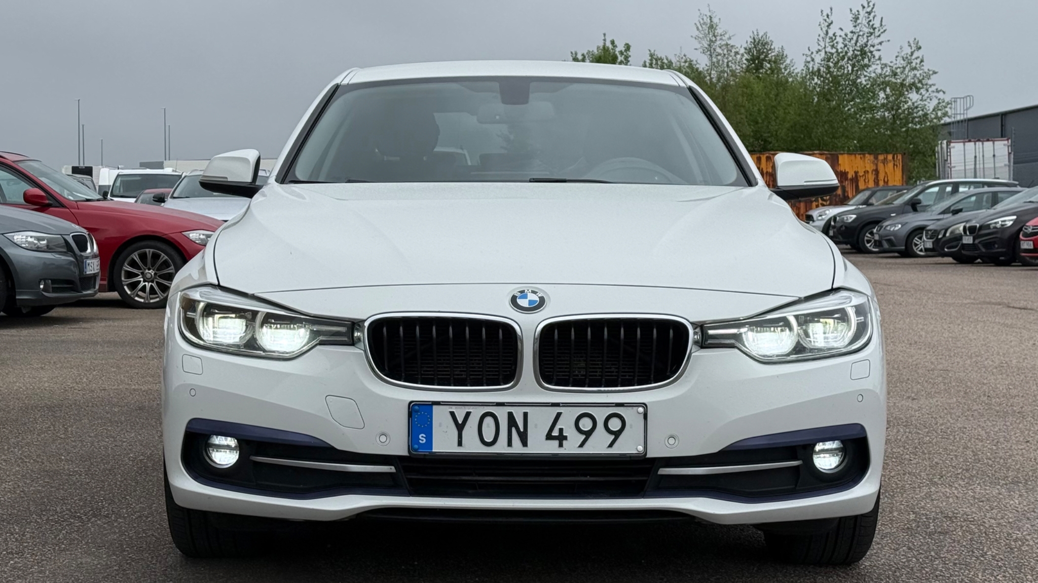 BMW 320 2018, kuva 2/66