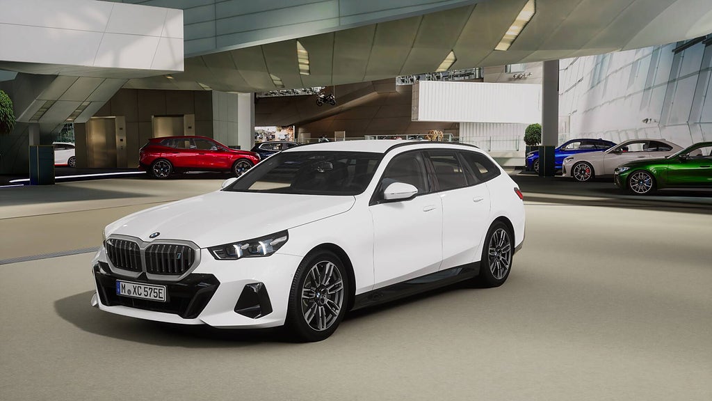 BMW i5 eDrive40 M-Sport Active Edition//BUSINESS LEASE//8.395kr/mån