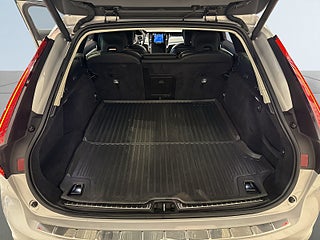 Volvo V90 Recharge T6 AWD Core Edition Drag Kamera Psens SoV MOMS – bild 11