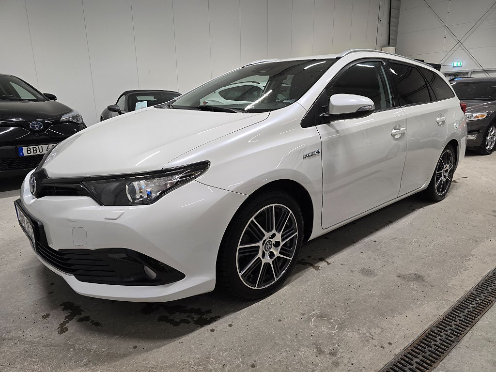 Toyota Auris Sports Hybrid e-CVT  Touch & Go Edition 