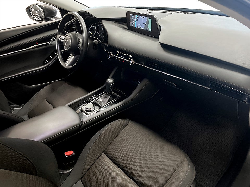 Bild på Mazda 3 Sky + Tech 2.0 e-SKYACTIV-X M 186hk Aut B-KAMERA NAVI