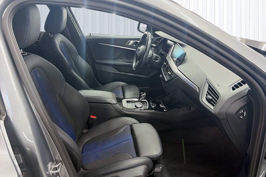 BMW 118I 2023