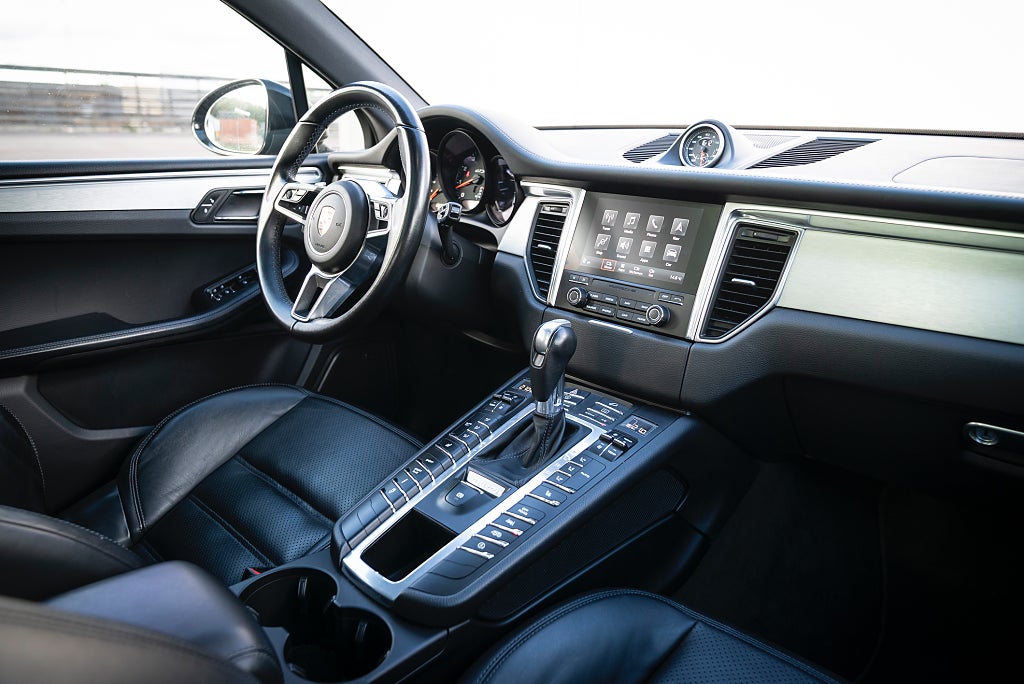 Porsche Macan GTS 2017 - miniatyr 30