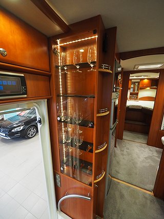Husbil-halvintegrerad Concorde Charisma 890 LS 14 av 23