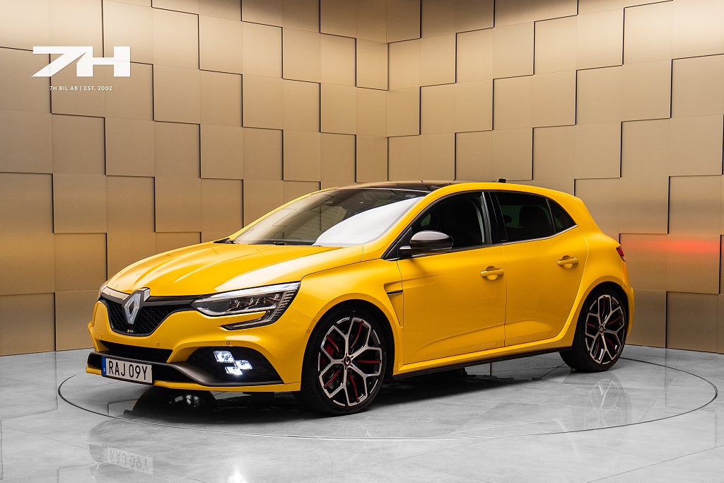 Renault Mégane R.S. Trophy 301 hk / Backkamera / Taklucka / 19" / Moms