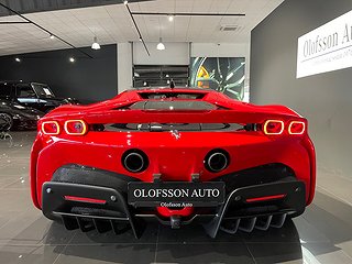 Sportkupé Ferrari SF90 Stradale 16 av 24