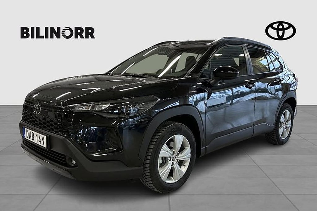 Toyota Corolla Cross 2,0 AWD Hybrid Active Plus V-hjul