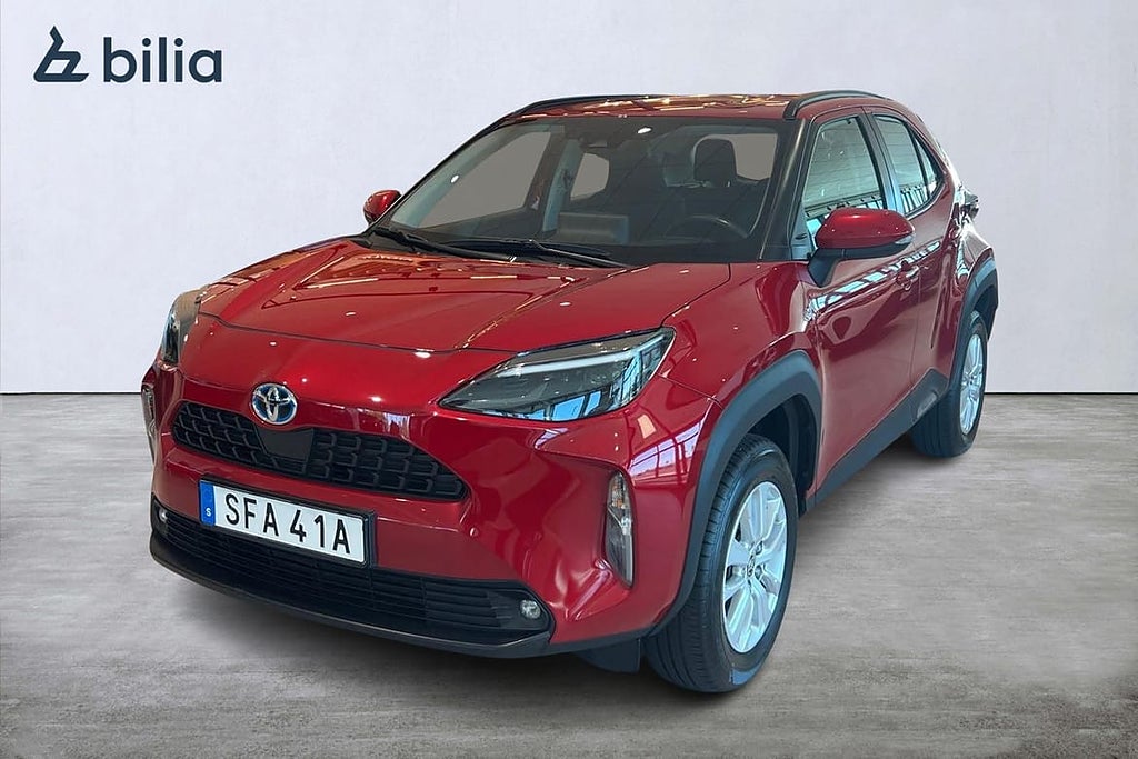 Toyota Yaris Cross 1,5 Hybrid Active rails