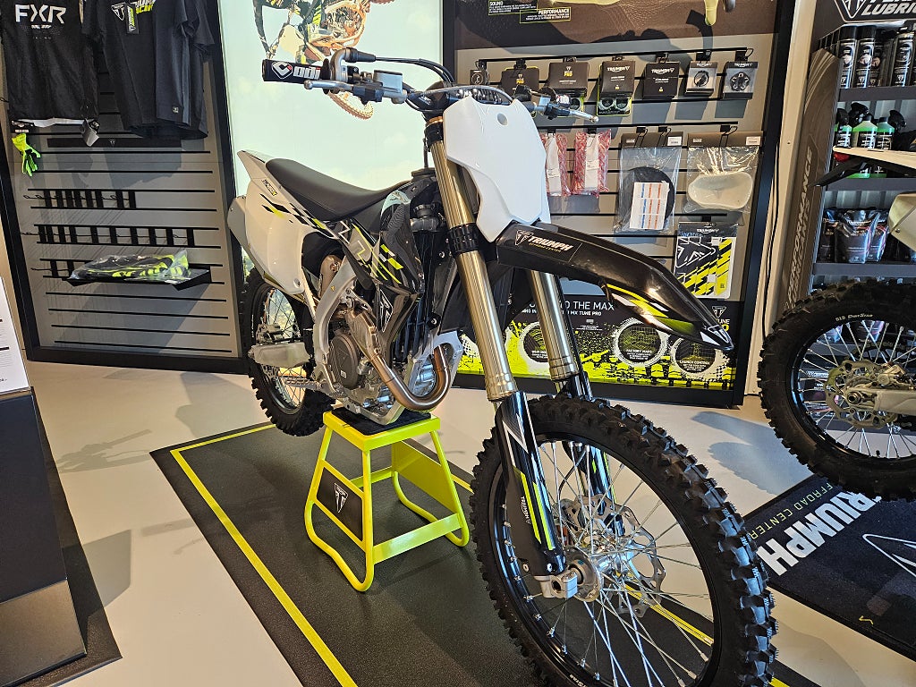 Triumph Cross TF 450-X