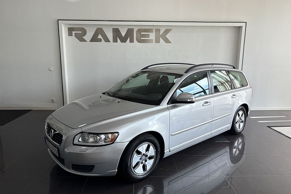 Volvo V50 D2 Kinetic Låga mil, S+V-hjul