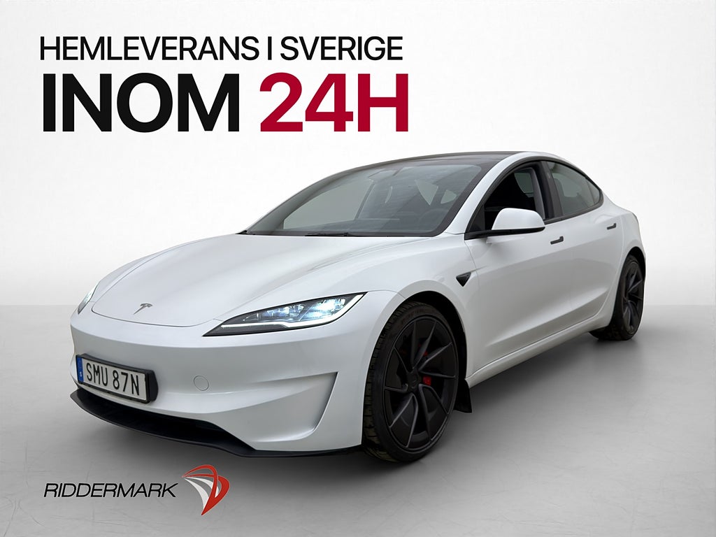 Tesla Model 3 Performance Autopilot Skärm bak Svensksåld