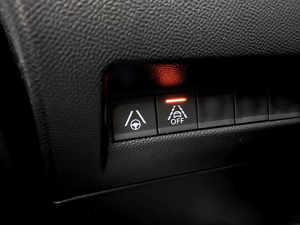 Bild på Peugeot e-2008 GT 50 kWh 136hk Aut B-KAMERA CARPLAY