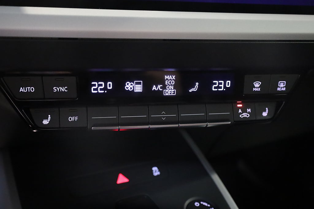 Audi Q4 E-Tron e-tron Proline CarPlay Värmare PDC Leasbar 2023